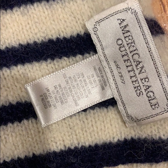 AEO striped scarf - Picture 3 of 3